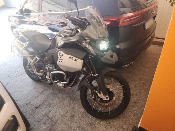 BMW F 900 GS PLUS BMW F 900 GS PLUS